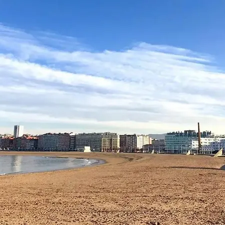 Apto. Vista Playa Poniente * Gijon