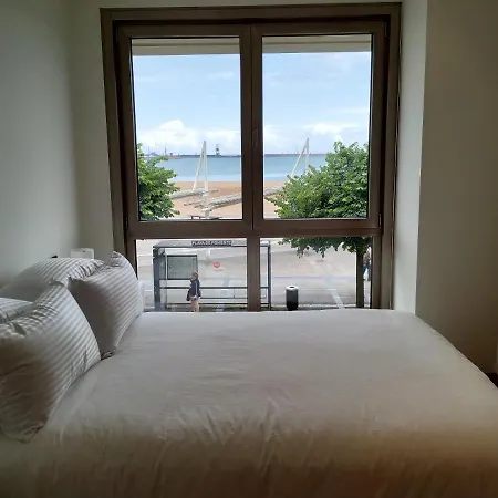 Apto. Vista Playa Poniente * Gijon