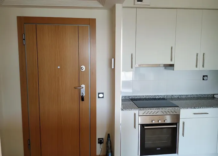 Apto. Vista Playa Poniente Апартаменты Хихон